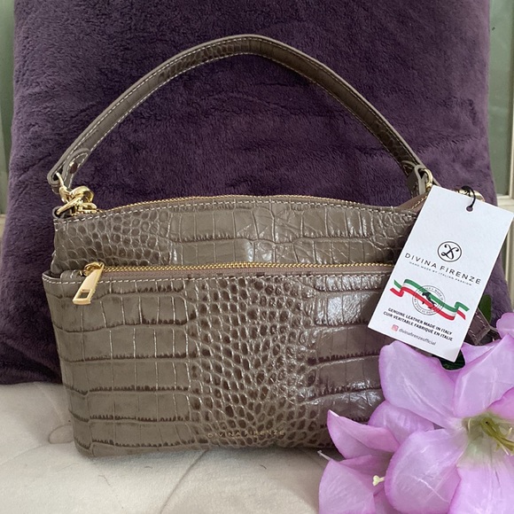 Divina Firenze Handbags - 🇮🇹 Divina Firenze Genuine Leather Reptile Print Satchel + Crossbody
